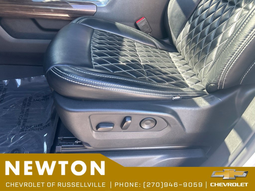 Used 2022 Chevrolet Silverado 1500 RST AWD/4WD image 6