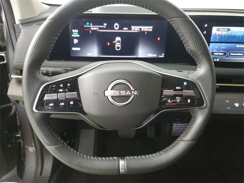 Used 2024 Nissan Ariya AWD image 24