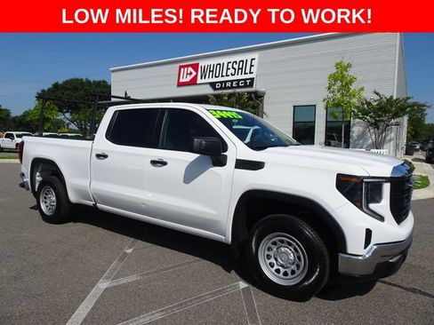 Used 2023 GMC Sierra 1500 Pro w/ Pro Value Package AWD/4WD image 1