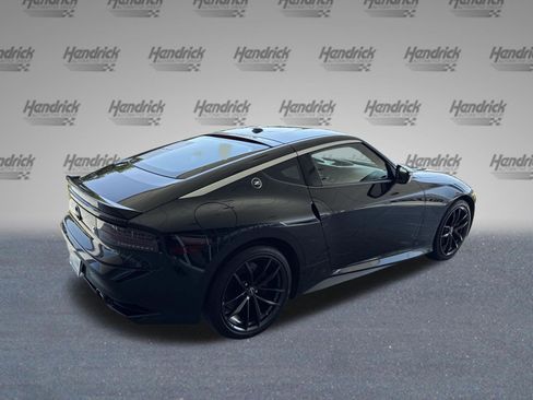 Used 2025 Nissan Z Performance w/ Floor Mat Package RWD image 9
