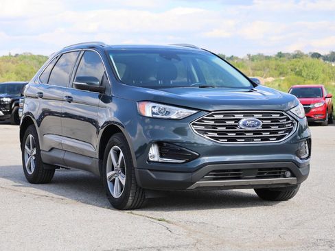 Used 2019 Ford Edge SEL w/ Equipment Group 201A AWD/4WD image 4