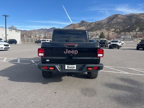 Used 2023 Jeep Gladiator Mojave w/ Cold Weather Group image 5