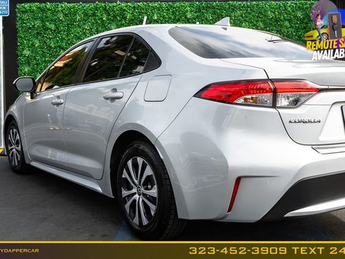 Used 2022 Toyota Corolla LE w/ Carpet Mat Package (TMS) FWD image 8