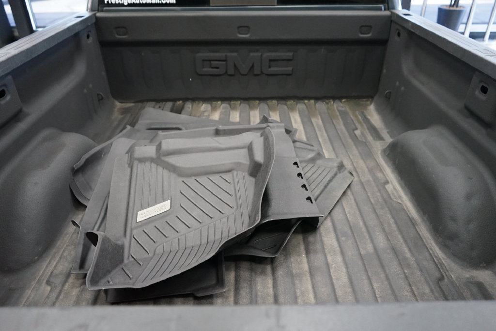 Used 2018 GMC Sierra 1500 SLT AWD/4WD image 47