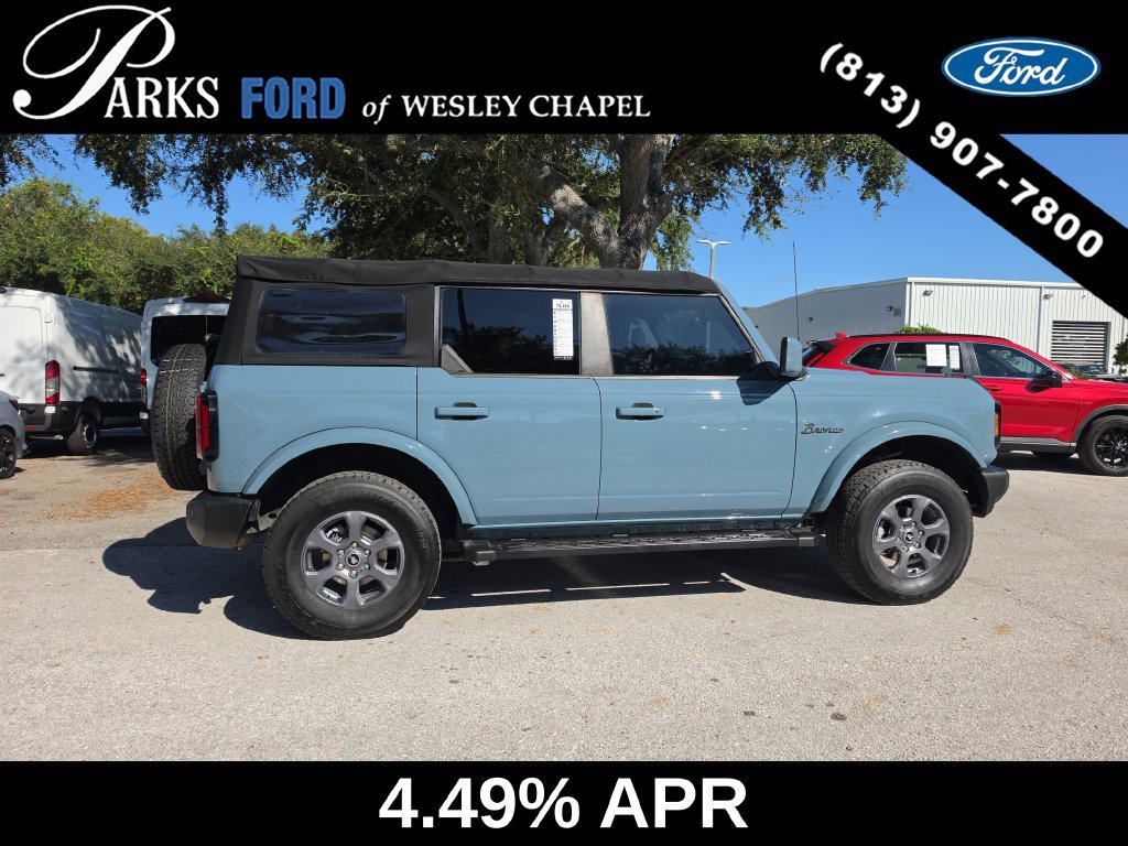Used 2023 Ford Bronco Outer Banks AWD/4WD image 4