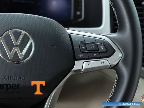 Used 2023 Volkswagen Atlas SE w/ Panoramic Sunroof Package image 62