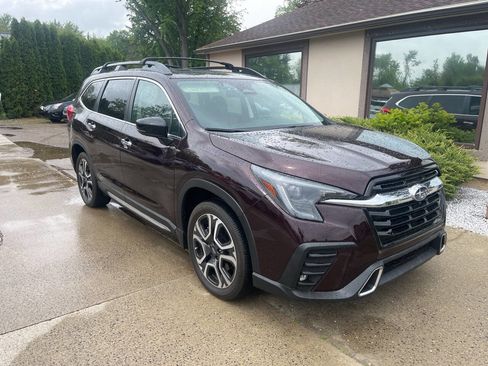 Used 2024 Subaru Ascent Touring AWD/4WD image 1