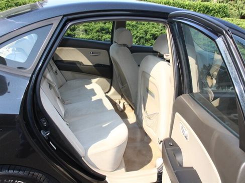 Used 2007 Hyundai Elantra GLS FWD image 6