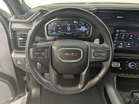 Used 2022 GMC Sierra 1500 AT4 w/ AT4 Premium Package AWD/4WD image 13