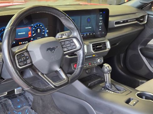 Used 2024 Ford Mustang GT Premium image 12