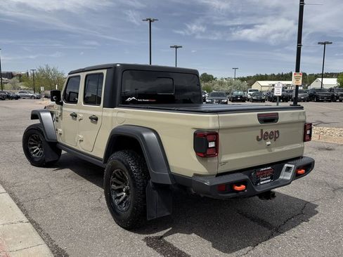 Used 2020 Jeep Gladiator Mojave AWD/4WD image 6