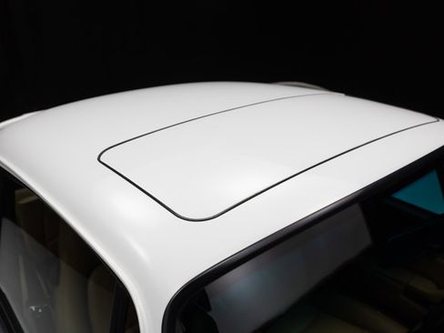 Used 1995 Porsche 911 Carrera image 25