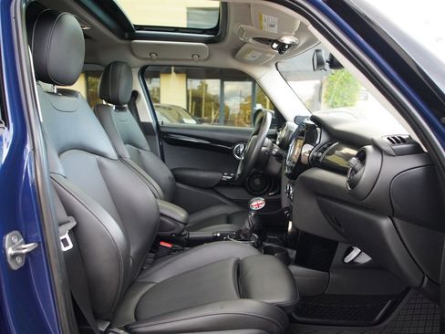 Used 2016 MINI Cooper S image 22