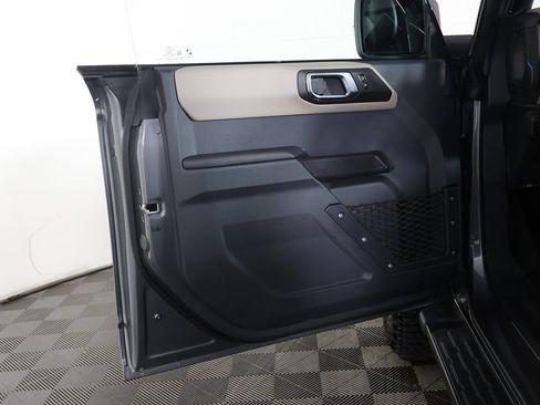 Used 2024 Ford Bronco Wildtrak image 22