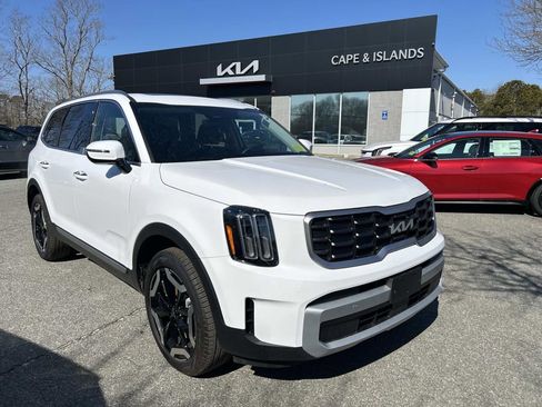 Certified 2025 Kia Telluride S image 1