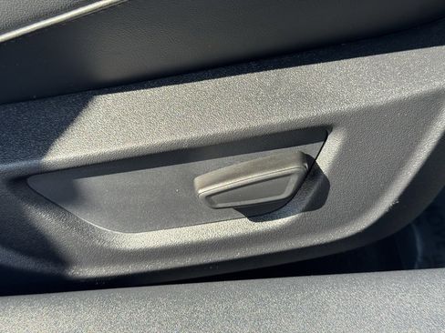 Used 2024 Ford Mustang GT Premium image 29