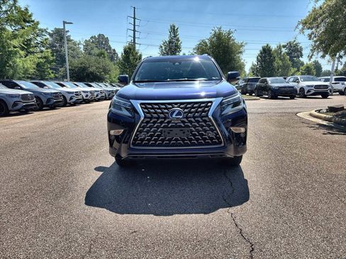 Used 2023 Lexus GX 460 Premium w/ Premium Package AWD/4WD image 12