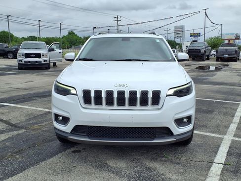Used 2019 Jeep Cherokee Limited w/ Luxury Group AWD/4WD image 2