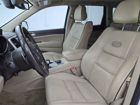 Used 2014 Jeep Grand Cherokee Overland AWD/4WD image 15