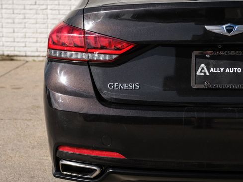 Used 2015 Hyundai Genesis 3.8 w/ Option Group 02 image 46