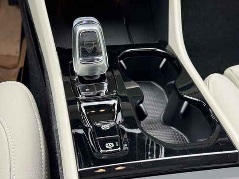 New 2026 Volvo XC40 B5 Plus w/ Protection Package Premier image 6