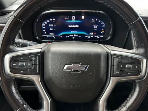 Used 2022 Chevrolet Suburban Z71 image 33