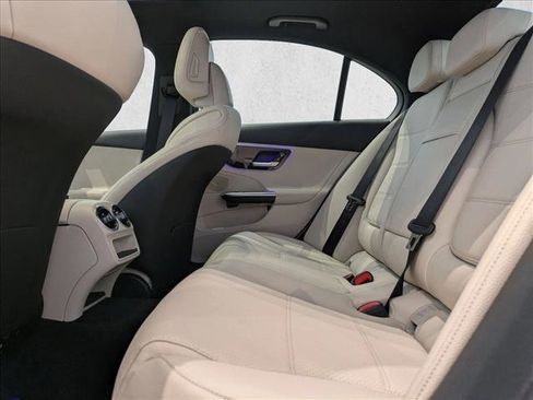 Used 2025 Mercedes-Benz C 300 4MATIC Sedan image 16