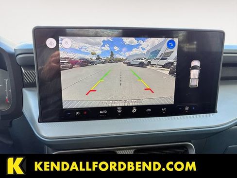 Used 2026 Ford Maverick Lobo AWD/4WD image 14