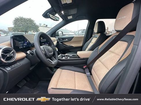 New 2026 Chevrolet Equinox ACTIV w/ Convenience Package III AWD/4WD image 25