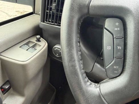 Used 2025 GMC Savana 2500 w/ Driver Convenience Package RWD image 14