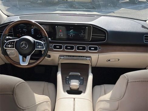 Used 2021 Mercedes-Benz GLE 350 w/ Premium Package image 12