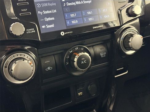 Used 2024 Toyota 4Runner TRD Off-Road image 27