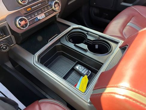 Used 2022 Ford F450 Platinum w/ FX4 Off-Road Package image 37