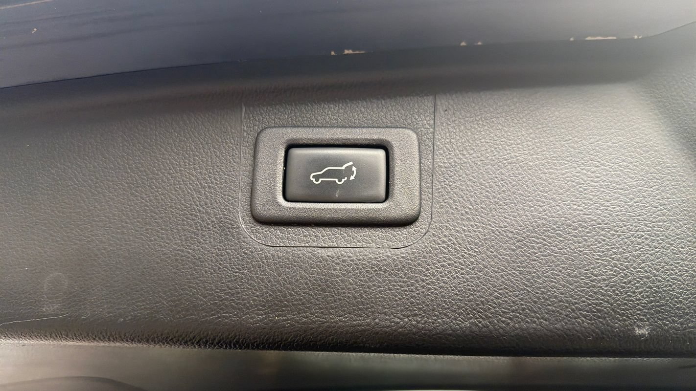 Used 2018 Subaru Outback 3.6R Limited AWD/4WD image 26