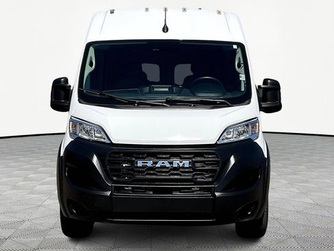 Used 2023 RAM ProMaster 2500 FWD image 3