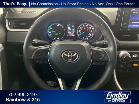Used 2022 Toyota RAV4 XLE image 18