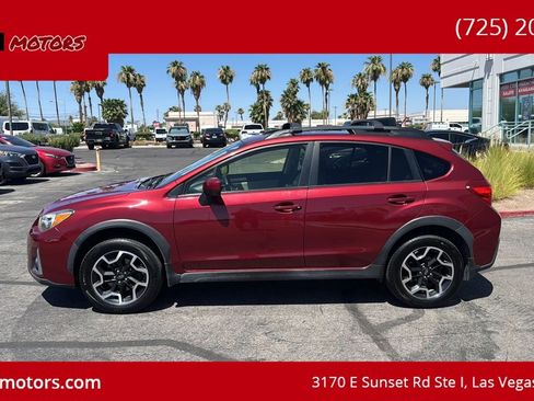 Used 2016 Subaru Crosstrek 2.0i Premium w/ Moonroof Package AWD/4WD image 2