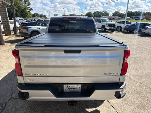 Used 2020 Chevrolet Silverado 1500 Custom w/ Custom Value Package RWD image 7