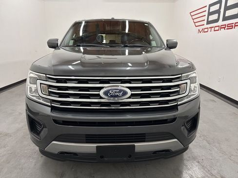 Used 2019 Ford Expedition XLT image 9