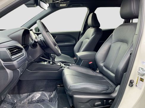 Used 2025 Subaru Forester Limited w/ Popular Package #2 AWD/4WD image 21