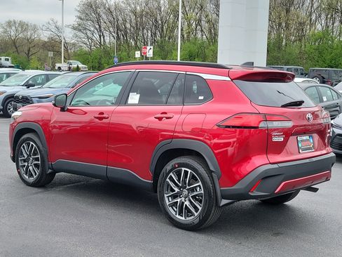 New 2026 Toyota Corolla Cross XLE image 4