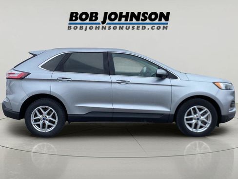 Used 2022 Ford Edge SEL w/ Convenience Package AWD/4WD image 2