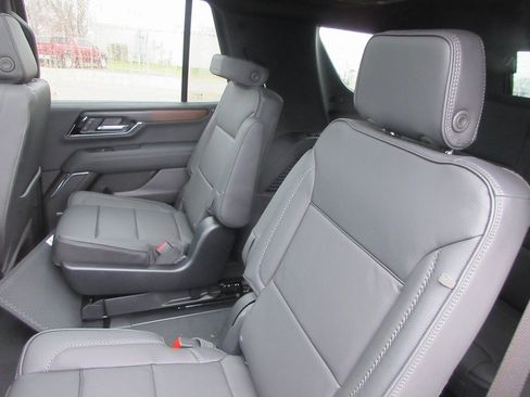 New 2026 GMC Yukon Denali image 13