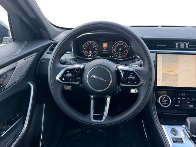 New 2026 Jaguar F-PACE R-Dynamic S AWD/4WD image 13