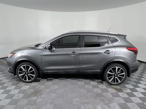 Used 2018 Nissan Rogue Sport SL w/ SL Premium Package image 9