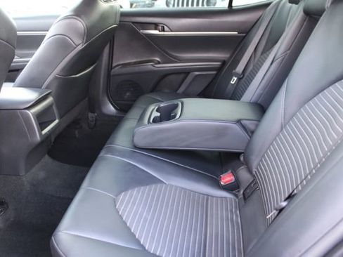 Used 2024 Toyota Camry SE image 36