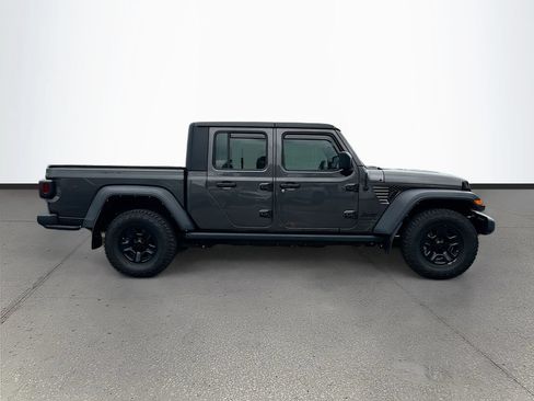 Used 2023 Jeep Gladiator Sport AWD/4WD image 8