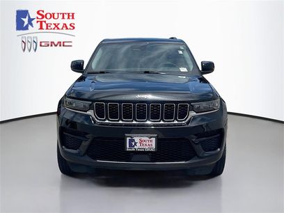 Used 2023 Jeep Grand Cherokee Laredo