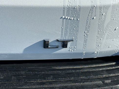 Used 2024 Chevrolet Tahoe LT image 12