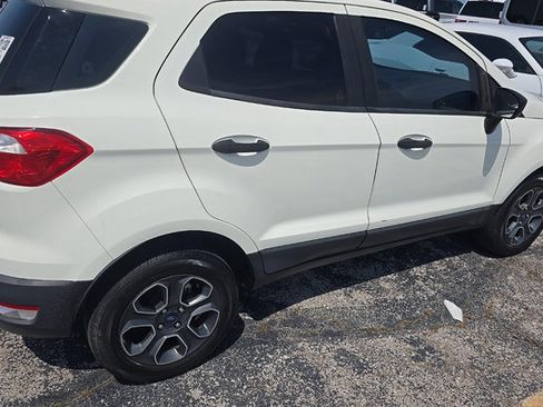 Used 2021 Ford EcoSport S FWD image 2